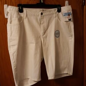 New Womens Riders Plus Size 20W White Jean Shorts